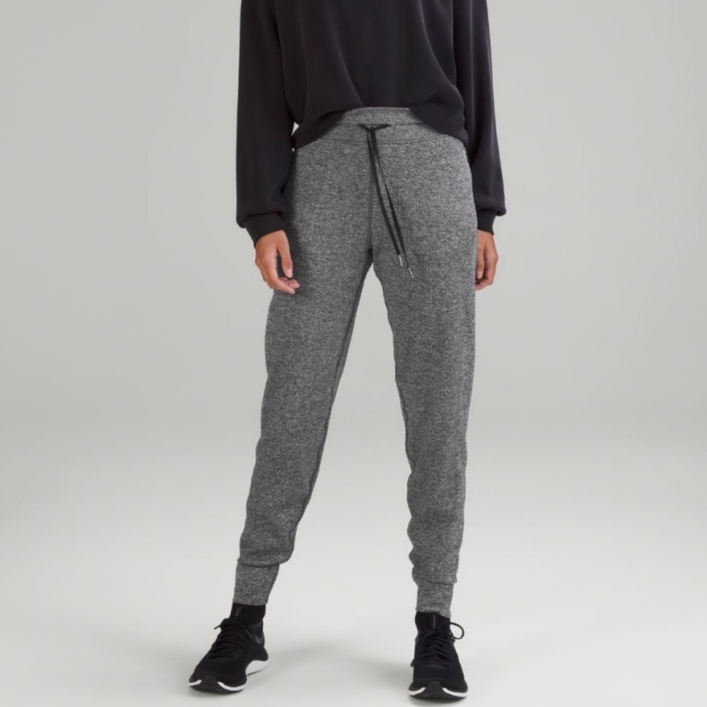 Lululemon Engineered Warmth jogger